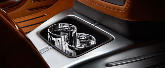 Rolls-Royce Phantom Coupé Aviator Cup Holders