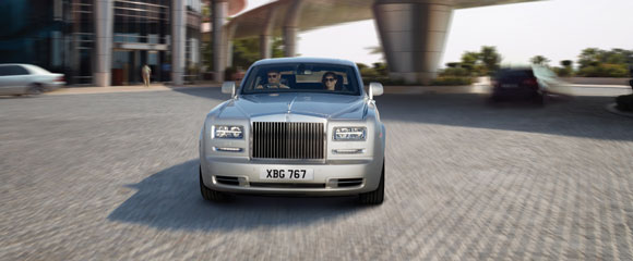 Rolls-Royce Phantom Series II in silver