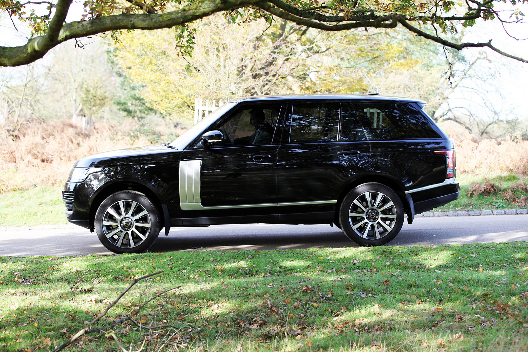 Range Rover chauffeur car