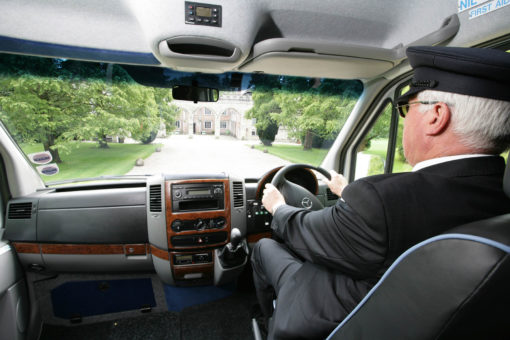 Minibus chauffeur