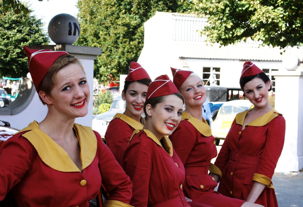Goodwood Revival Glamour Cab girls