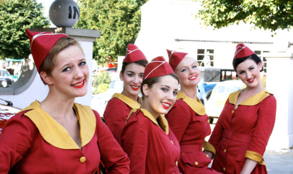 Goodwood Revival Glamour Cab girls