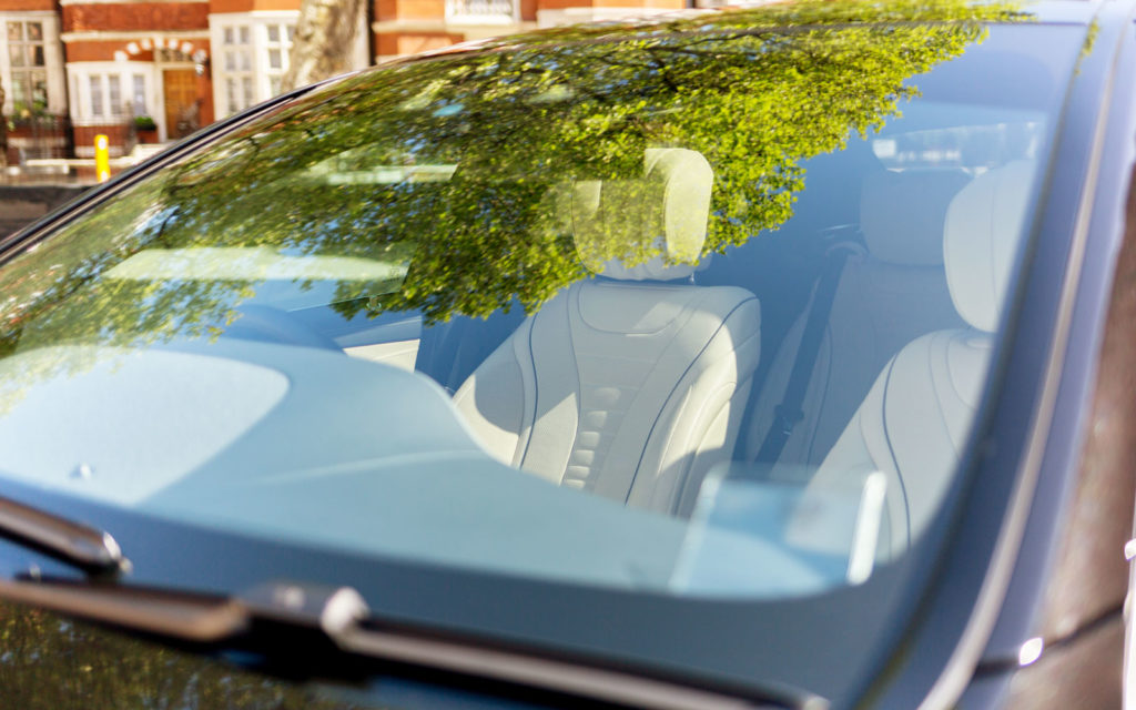 Mercedes s-class taken through windscreen.jpg