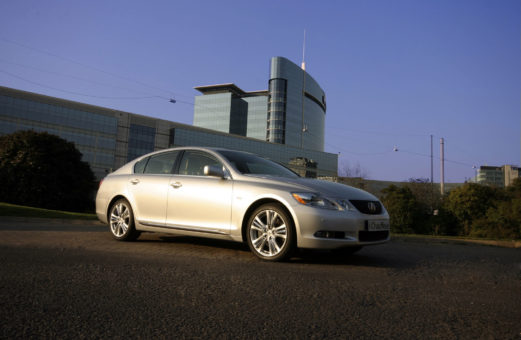 Hybrid Lexus chauffeur car