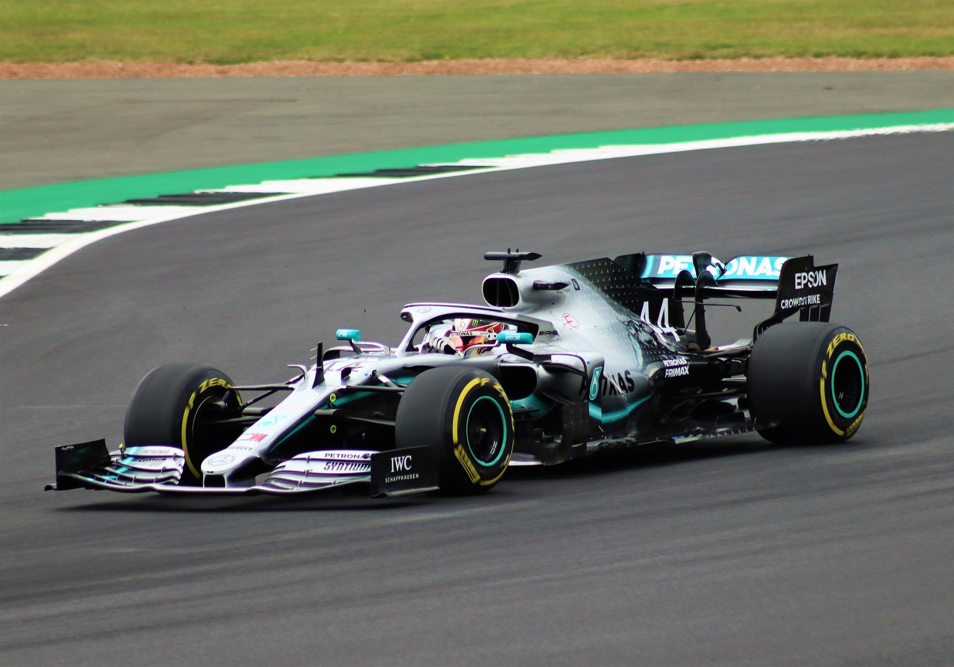 Lewis Hamilton Mercedes F1 Silverstone