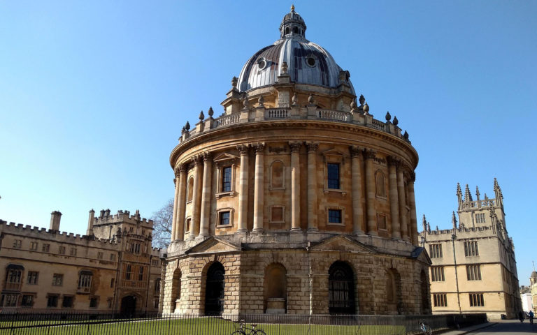 Oxford sightseeing tour - Bodleian Old Library