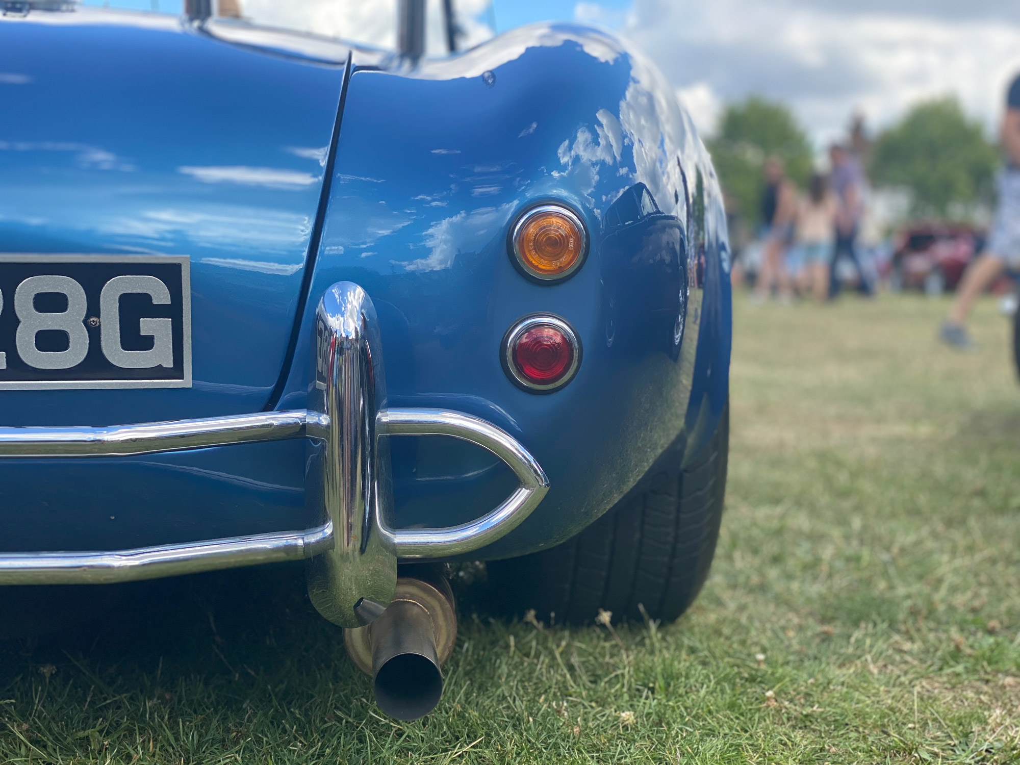 AC Shelby 427 Cobra rear view