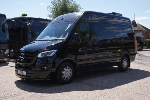 Mercedes 8-seater minibus exterior
